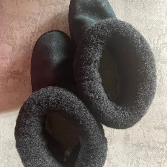 Women's UGG Fluff mini belted boots size 7 - Picture 3 of 5